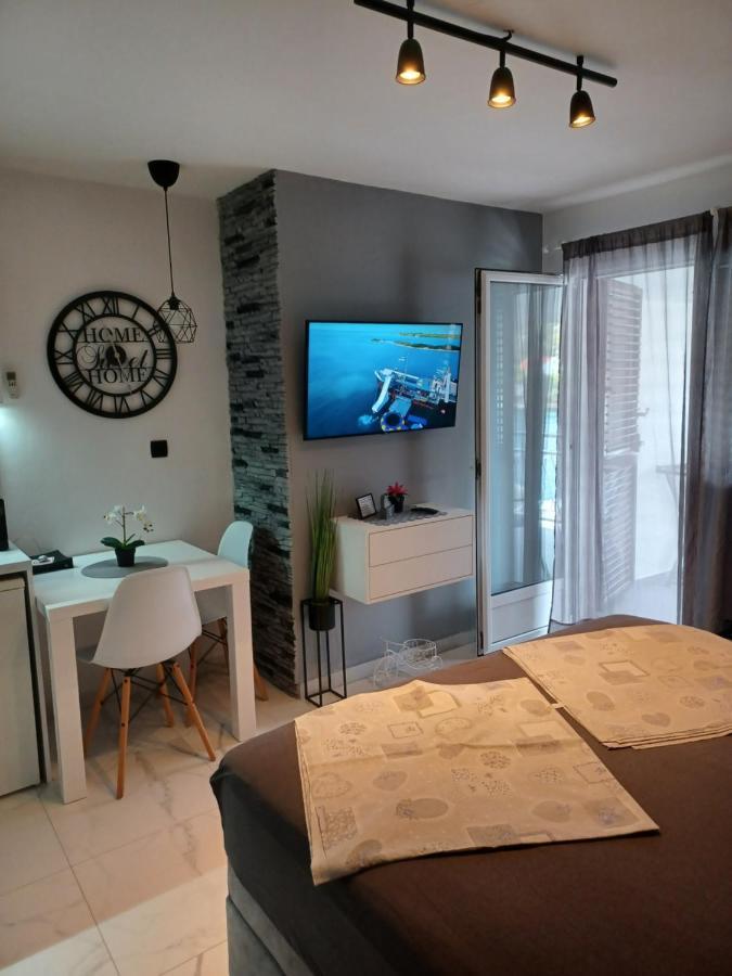 Amare Apartments Bobovisca Екстер'єр фото