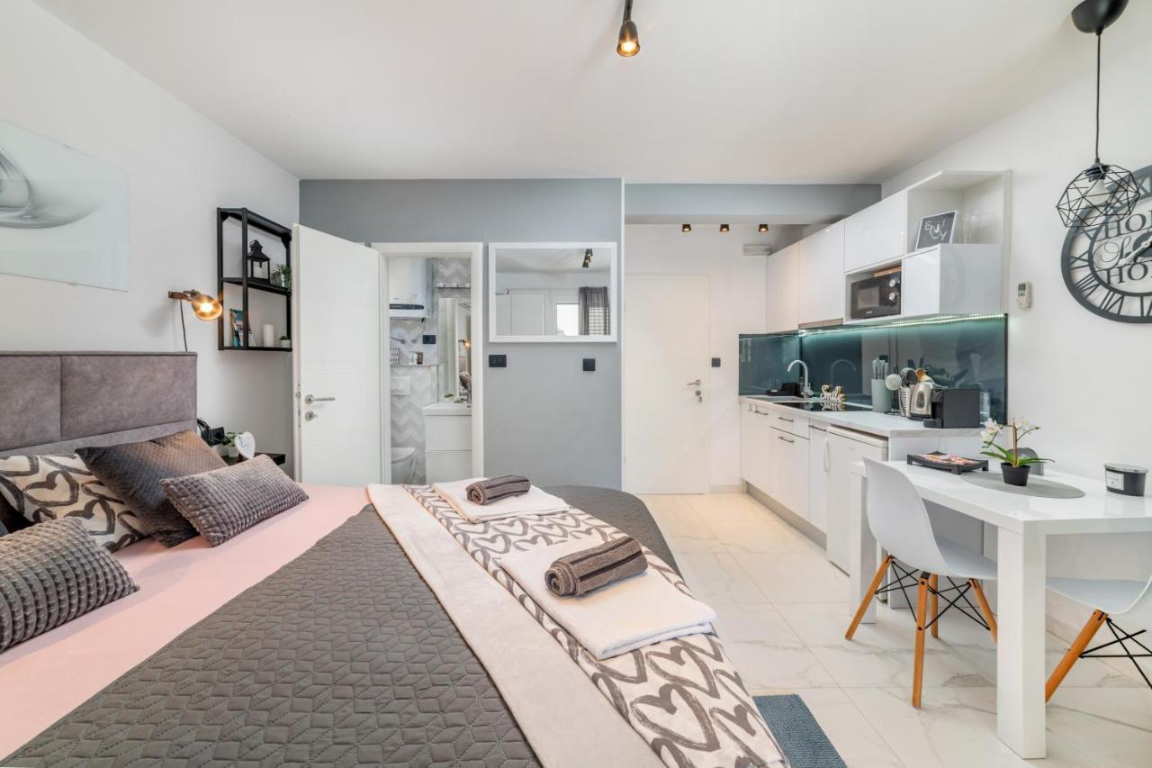 Amare Apartments Bobovisca Екстер'єр фото