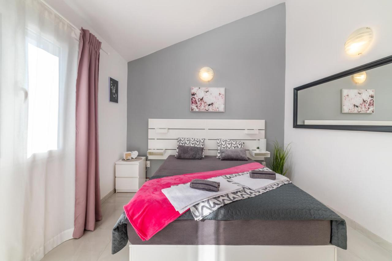 Amare Apartments Bobovisca Екстер'єр фото
