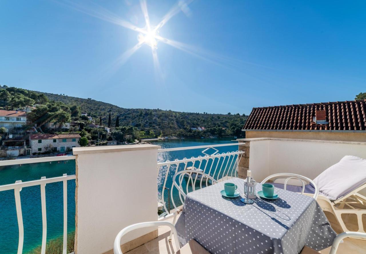 Amare Apartments Bobovisca Екстер'єр фото