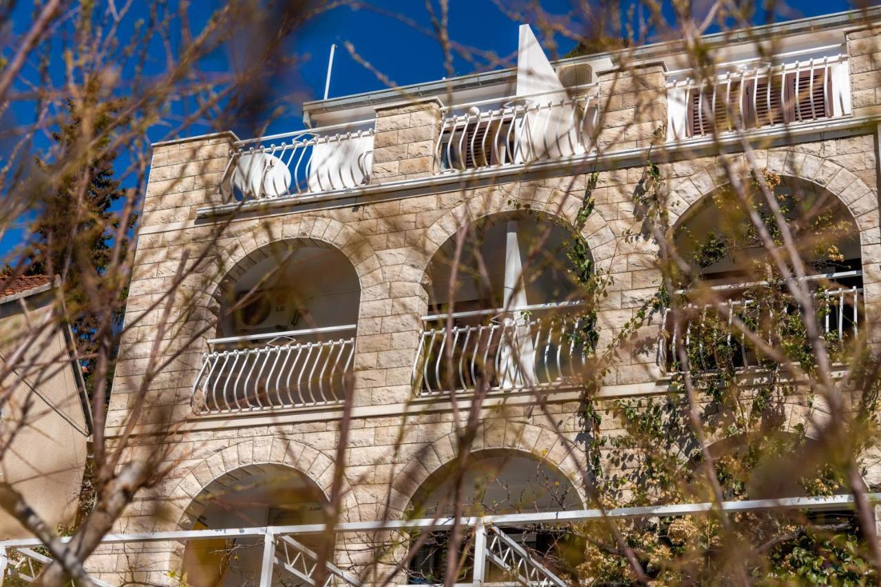 Amare Apartments Bobovisca Екстер'єр фото