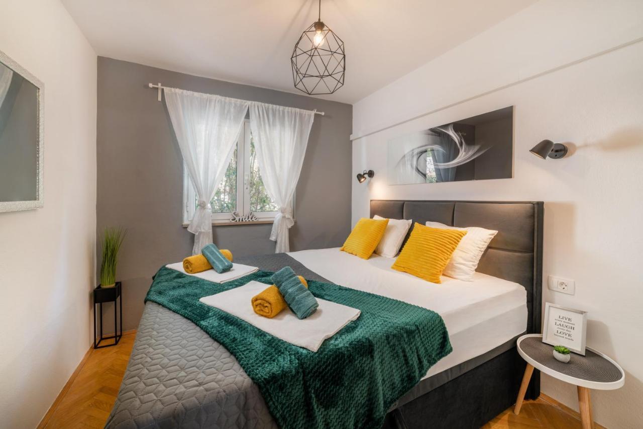 Amare Apartments Bobovisca Екстер'єр фото