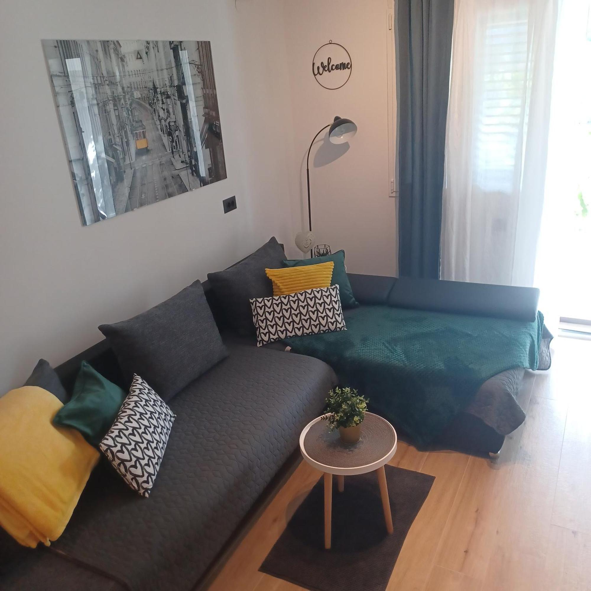 Amare Apartments Bobovisca Екстер'єр фото